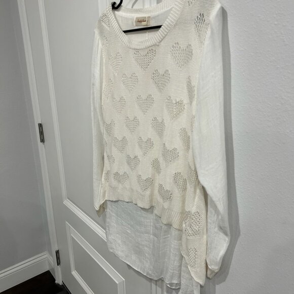 Simply Couture White Knit Heart Pattern Scoop Neck Top High-Low Hem Sz S Relaxed - Picture 3 of 12